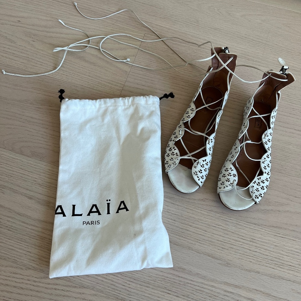 ALAÏA Leather Lace Up Ballet Flats